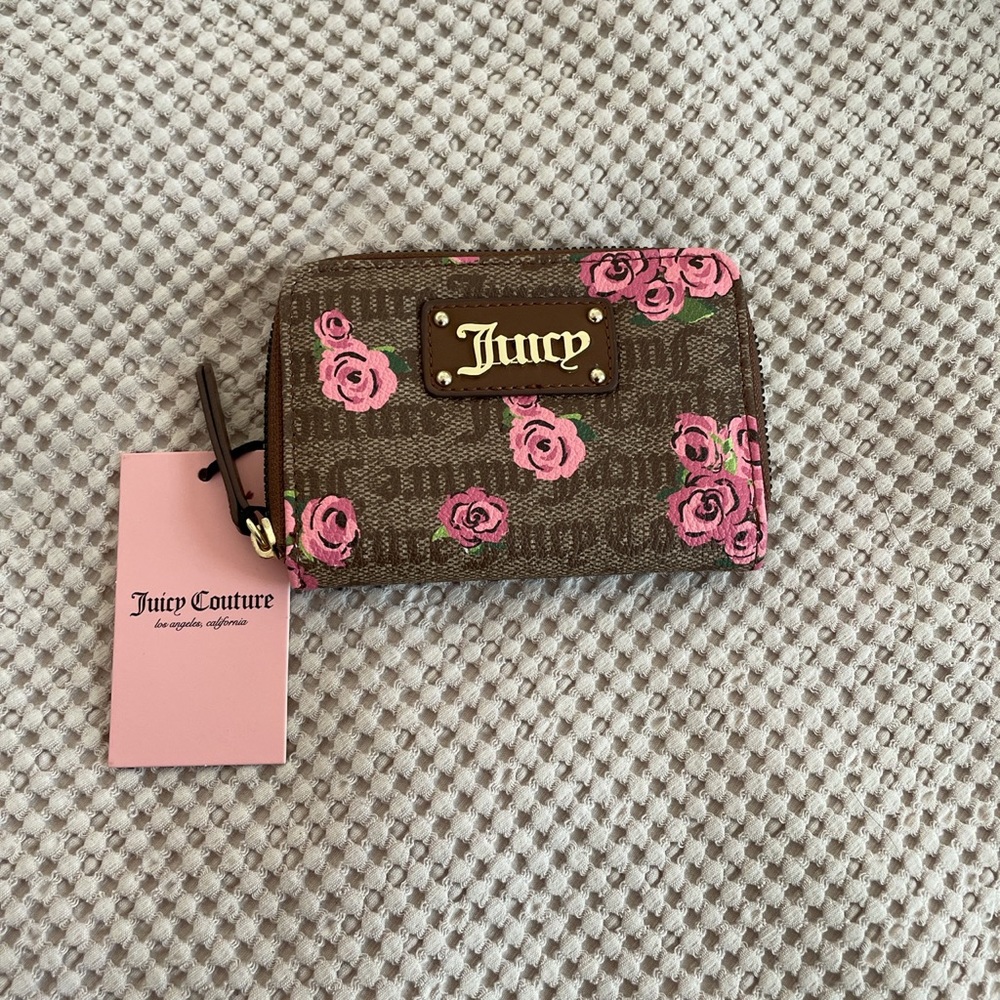 Juicy Couture mini wallet 💜